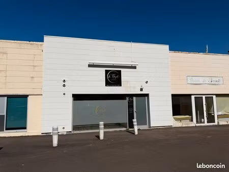 st-georges  centre commercial la guillaumée  local