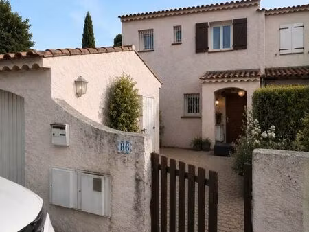 ? maison 3 chambres avec garage et extérieur – le pradet
