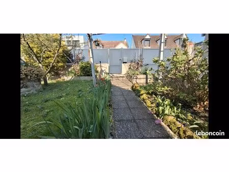 maison 4 pièces sur terrain 403m2