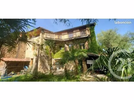 maison de village 6 pièces 263 m²