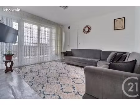 appartement 4 pièces 67 m²