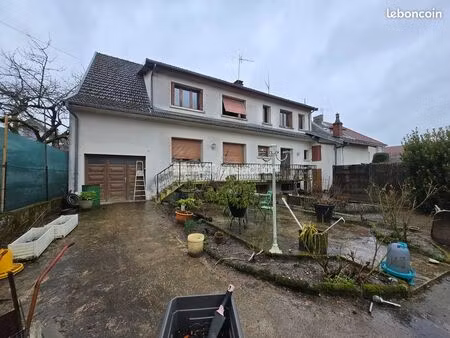 ensemble immobilier à fort potentiel – 11 avenue jean jaurès  70