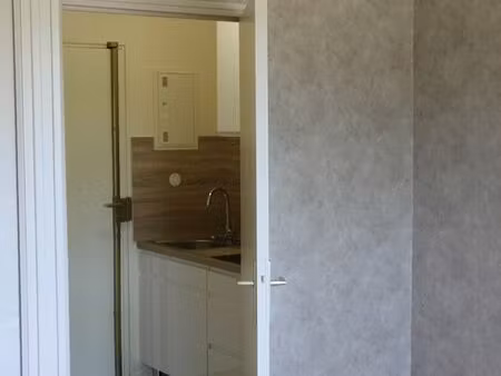 studio etudiant proche chu 22m2