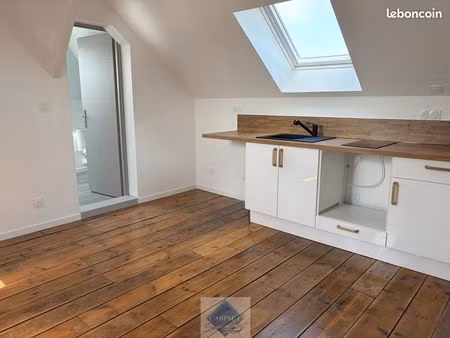 studio 1 pièce 13 m²