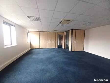 bureau 106 m²