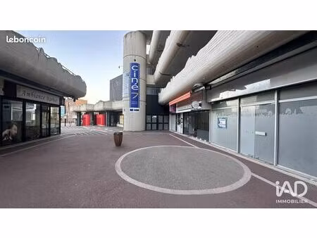 boutique 85 m² élancourt