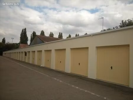 garage/box 15 m² auxerre