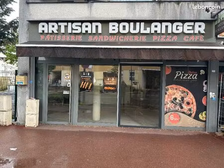 location local - zone commerciale très dense