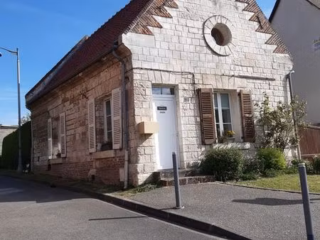 loeuilly maison de caractére avec cave et jardin