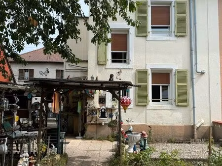 maison de ville 4 pièces avec jardin