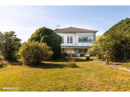 maison 6 pièces 160 m2