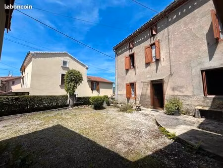 maison de ville 6 pièces 111 m²