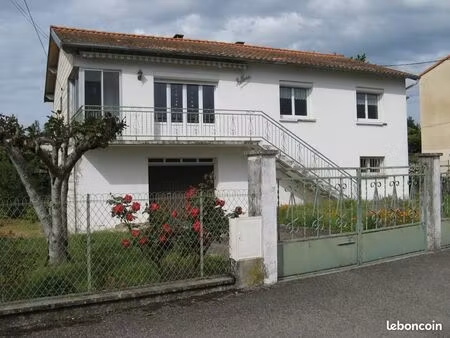 maison . 4 pièces . 108m²