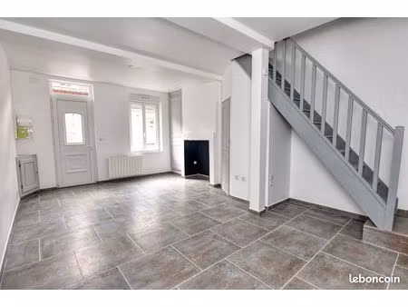 maison de ville a louer