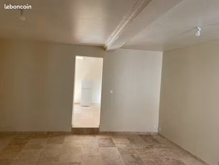 saint-fargeau (89170) – grande maison de caractère rénovée – 98 m² – 4 chambres