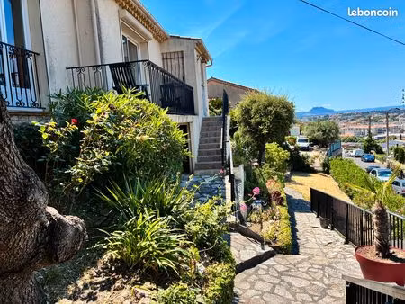 71 m2 de plein-pied  vue panoramique à saint raphael