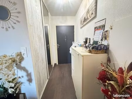 vend t3 63m2 résidence récente