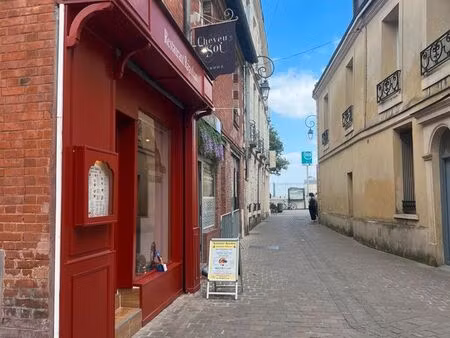 fond de commerce proche rer st germain en laye