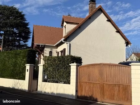 maison individuelle avec terrain de 494m²