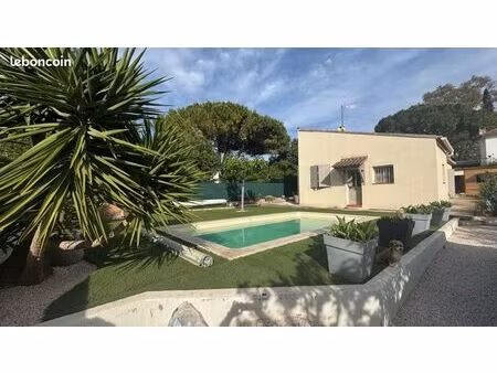 villa 5 pièces 110m2