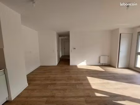 appartement 3 pièces 63 m²