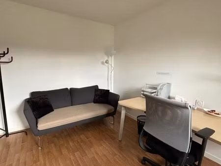 bureau 13 m3 à louer