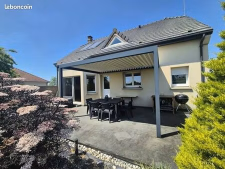 pavillon 5 pièces 160 m²