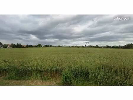 terrain 607 m² romilly sur seine