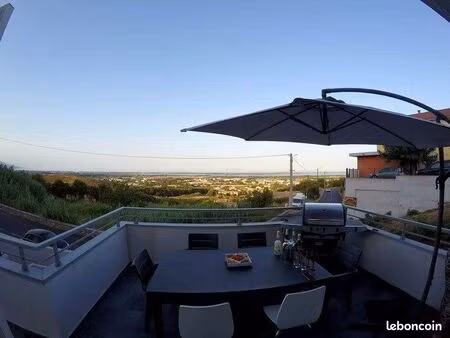 t3 très agréable avec grandes terrasses
