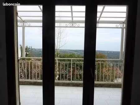 location à l'année cervione 40 m2