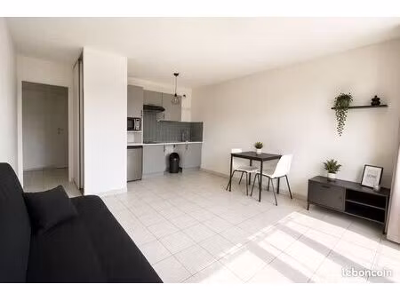 studio de 28 m² avec balcon – chilly-mazarin centre (91380)