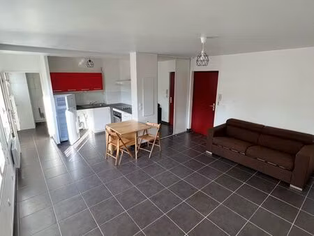 studio 34m2 + parking sécurisé