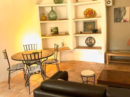 appartement t2 dans maison de village