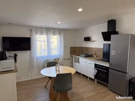 appartement 3 pièces  salon + 2 chambres entièrement rénové à 5min de la gare de massy pal
