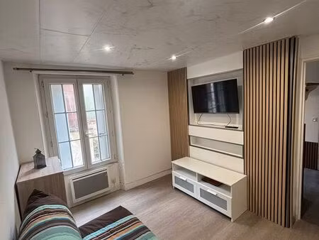 studio refait entièrement
