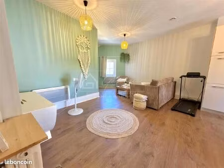 appartement 3 pièces 81 m²