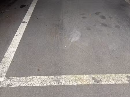 place de parking près de la crèche 40 euros