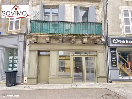 local commercial 140 m² confolens