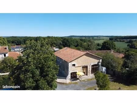propriété 5 pièces 229 m²