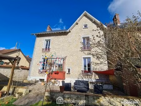 maison 6 pièces 162 m²