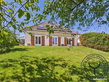 maison 5 pièces 138 m²