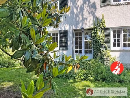 maison 8 pièces 215 m²