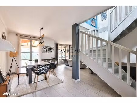 maison 5 pièces 136 m²