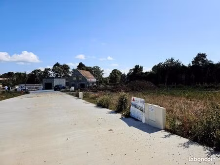 terrain 365 m² douvres la delivrande