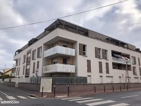appartement 3 pièces 61 m2 2 parkings sous-sol