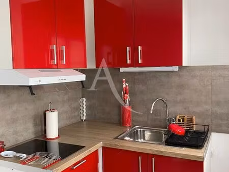 studio 1 pièce 27 m²