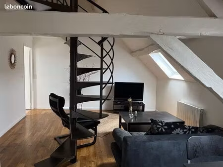 location f2+mezzanine meublée