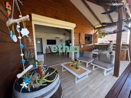 immeuble 280 m² deshaies