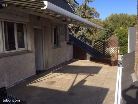 apparemment avec terrasse