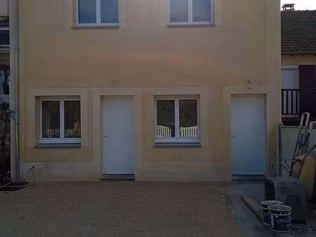 appartement f2  terrasse  2stationnements